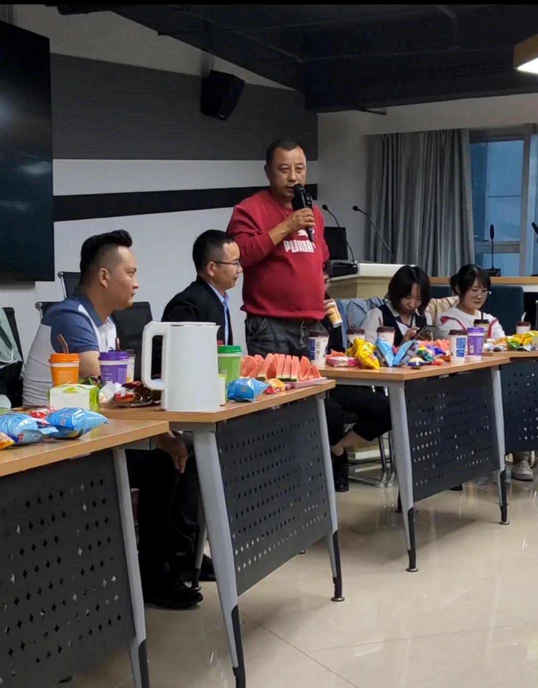 九五至尊科技团支部“心向祖国，，，，共贺双节”庆祝国庆中秋佳节主题活动_九五至尊