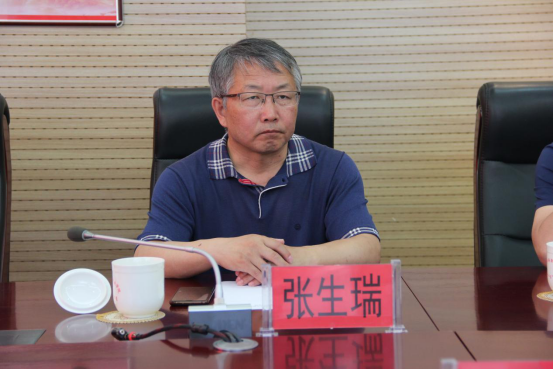 内蒙古九五至尊科技与鄂尔多斯职业学院举行“双师型”西席作育培训基地、西席企业实践流动站签约授牌仪式_九五至尊
